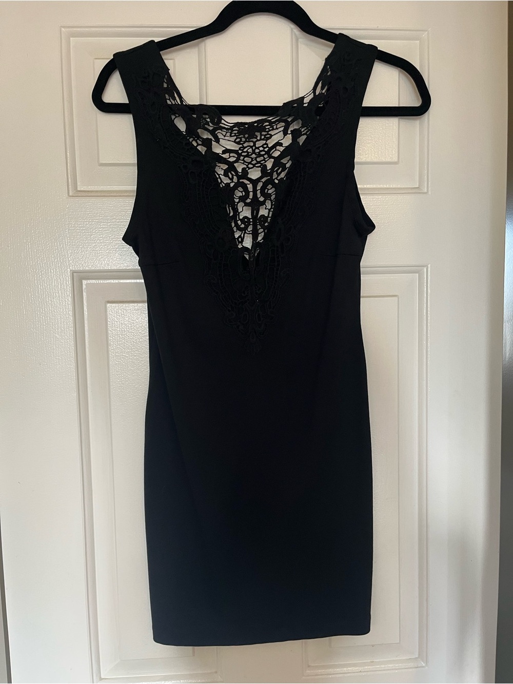 Black Lace-Back Sleeveless Dress